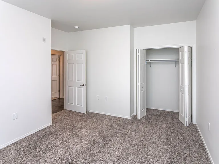 4033 N Olympia Dr #224 — Photo 10