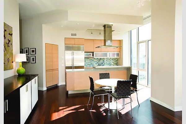 Sold by Stribling | media 2