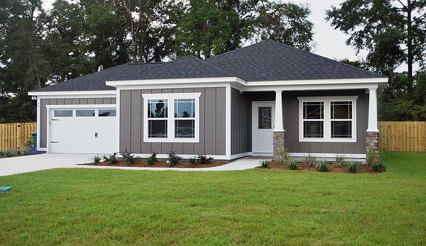 1st image of 33 Garland Cir