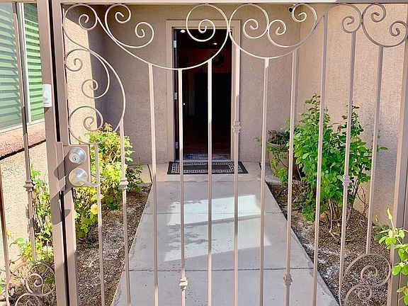 3rd image of 8586 N Holly Brook Ave