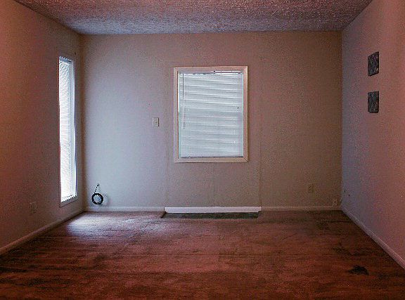5th image of 412 Sherwood Dr
