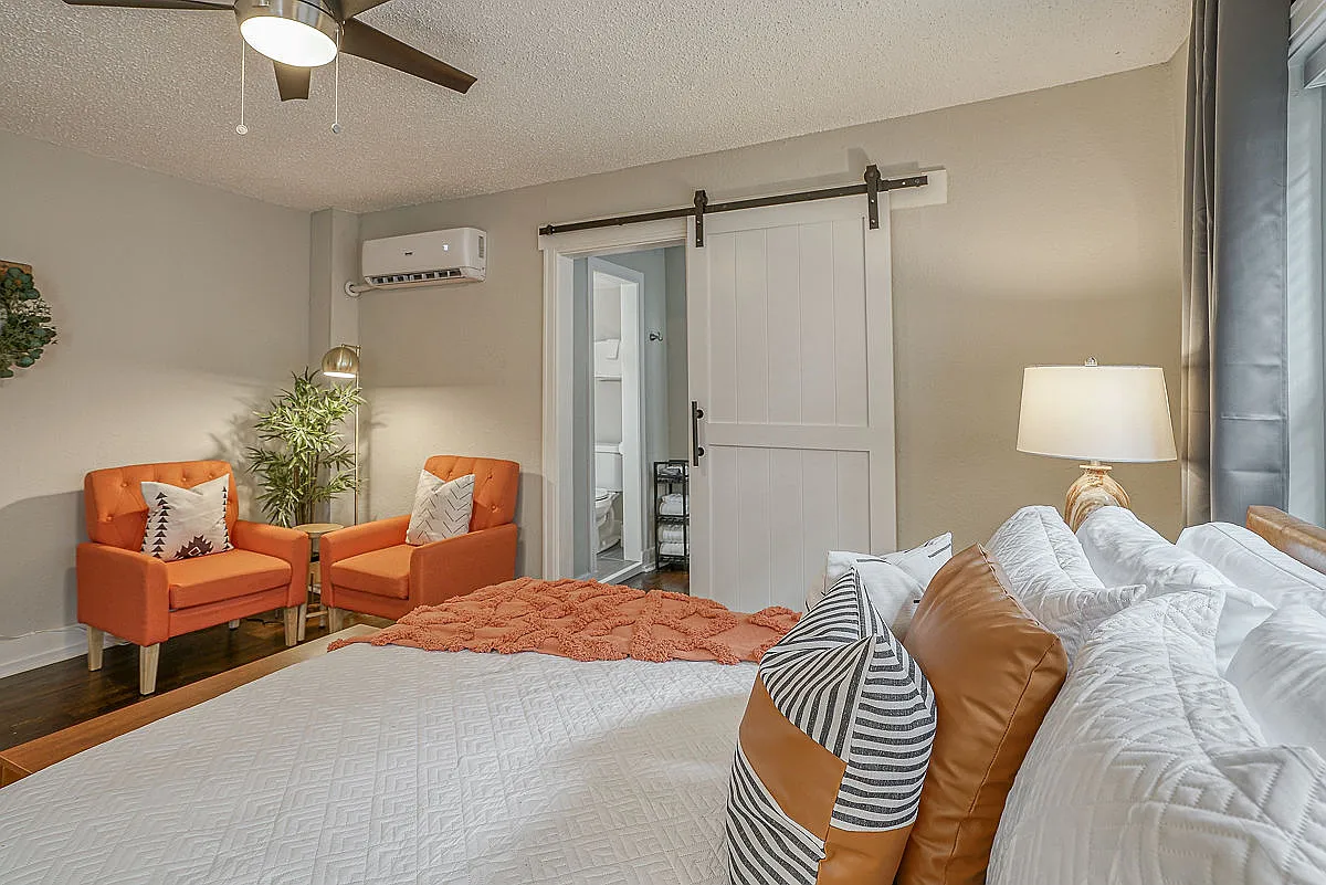 The Flats — Photo 3