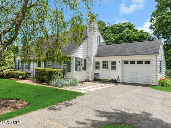 32 State Route 33, Freehold, NJ 07728