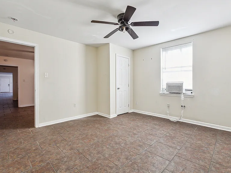 2338 Annette St #1 — Photo 5
