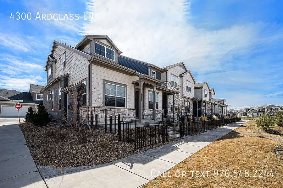 3 bed, 2.5 bath, 2118 sqft, $3,400 — Photo 3