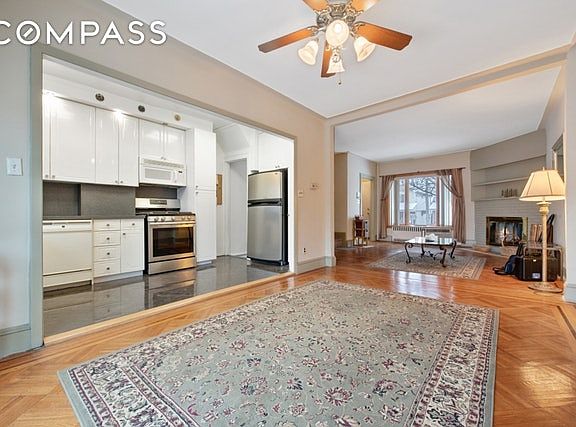 5th image of 3036 Avenue T