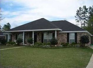 1345 Colonial Hills Dr, Mobile, AL 36695
