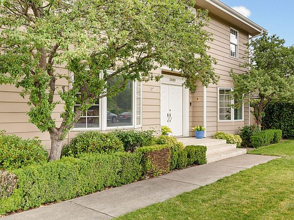 5th image of 2489 Nieto Way