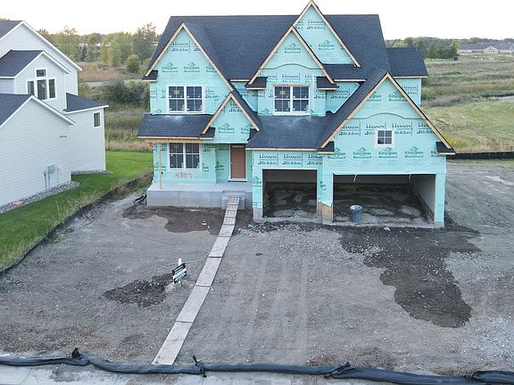 2nd image of 4307 Hillside Dr