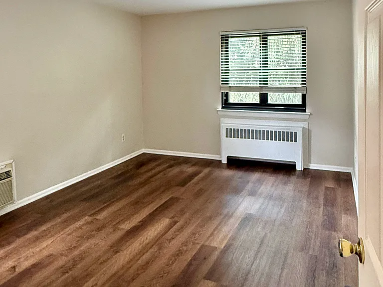 52 Sandra Cir #C3 — Photo 6