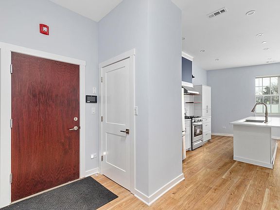 5th image of 8500 Georgiana Ave #1A