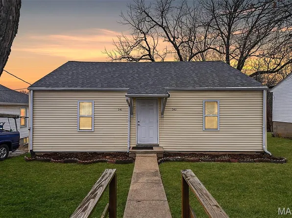 541 N Virginia Ave, Eureka, MO 63025