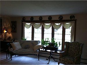 3rd image of 48 Suburban Ct