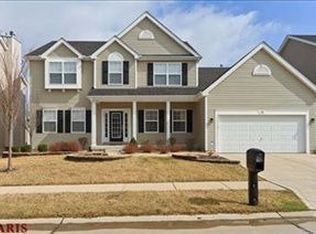 55 Fountainview Dr, Saint Charles, MO 63303