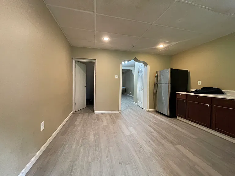 1016 Tree St — Photo 6