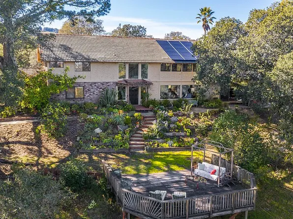 1000 Cabro Rdg, Novato, CA 94947