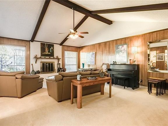 4th image of 1605 Forest Glen Ct
