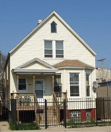 1st image of 2827 N Elston Ave