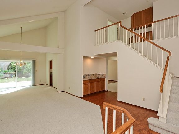 2nd image of 929 Whitehall Ln
