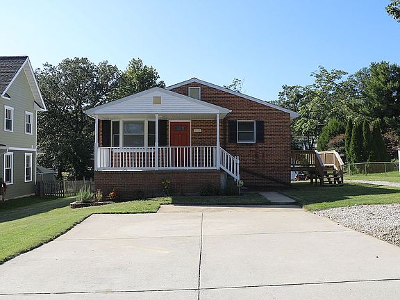 4th image of 9504 Cissell Ave