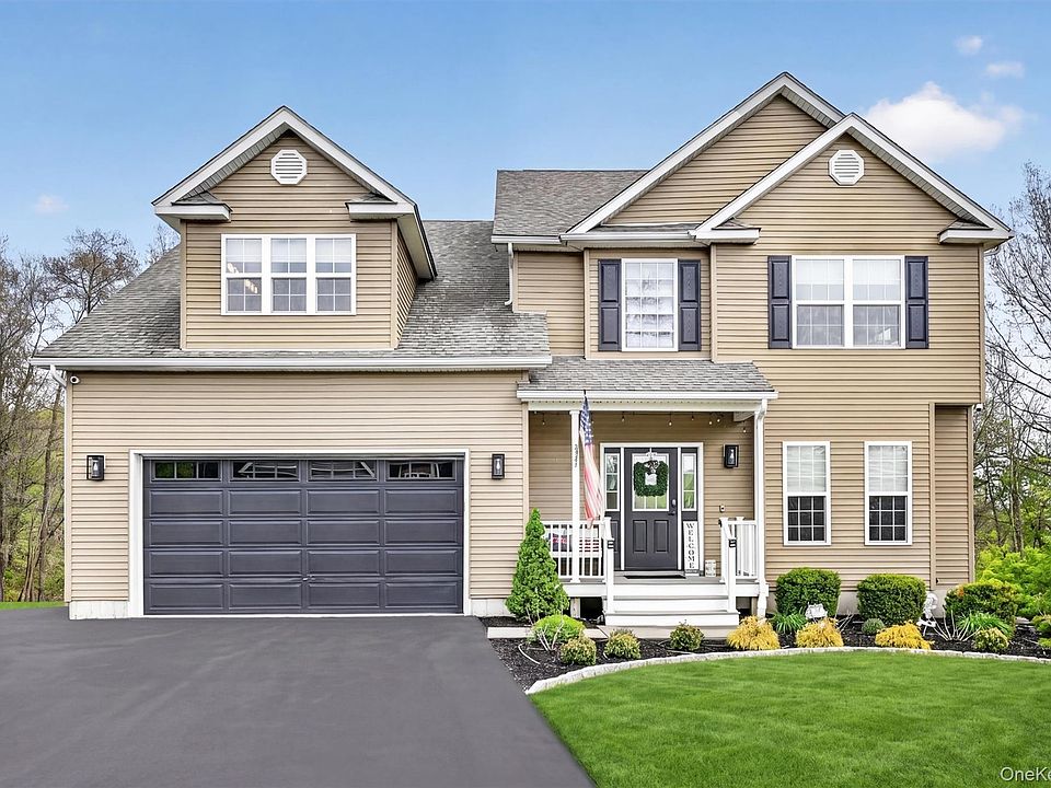 1st image of 17 Cahill Drive