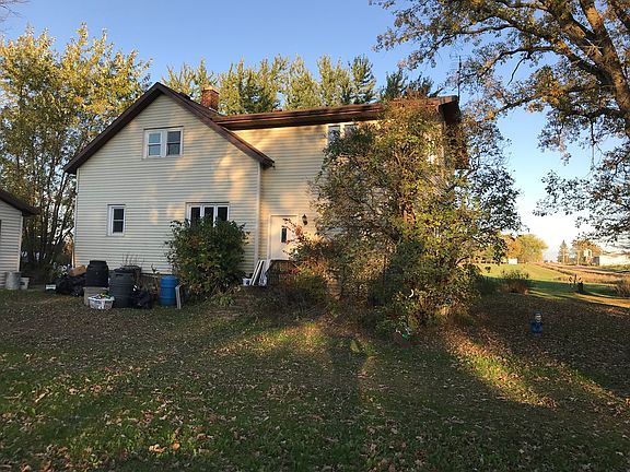 3rd image of N3317 Columbia Ave