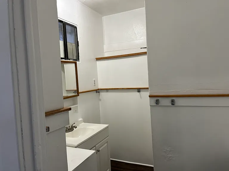 117 High St NE — Photo 11