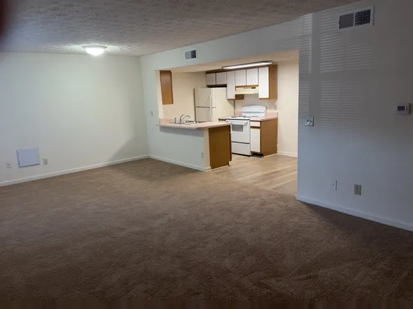 601 Creekview Ter, Oakwood, GA 30566