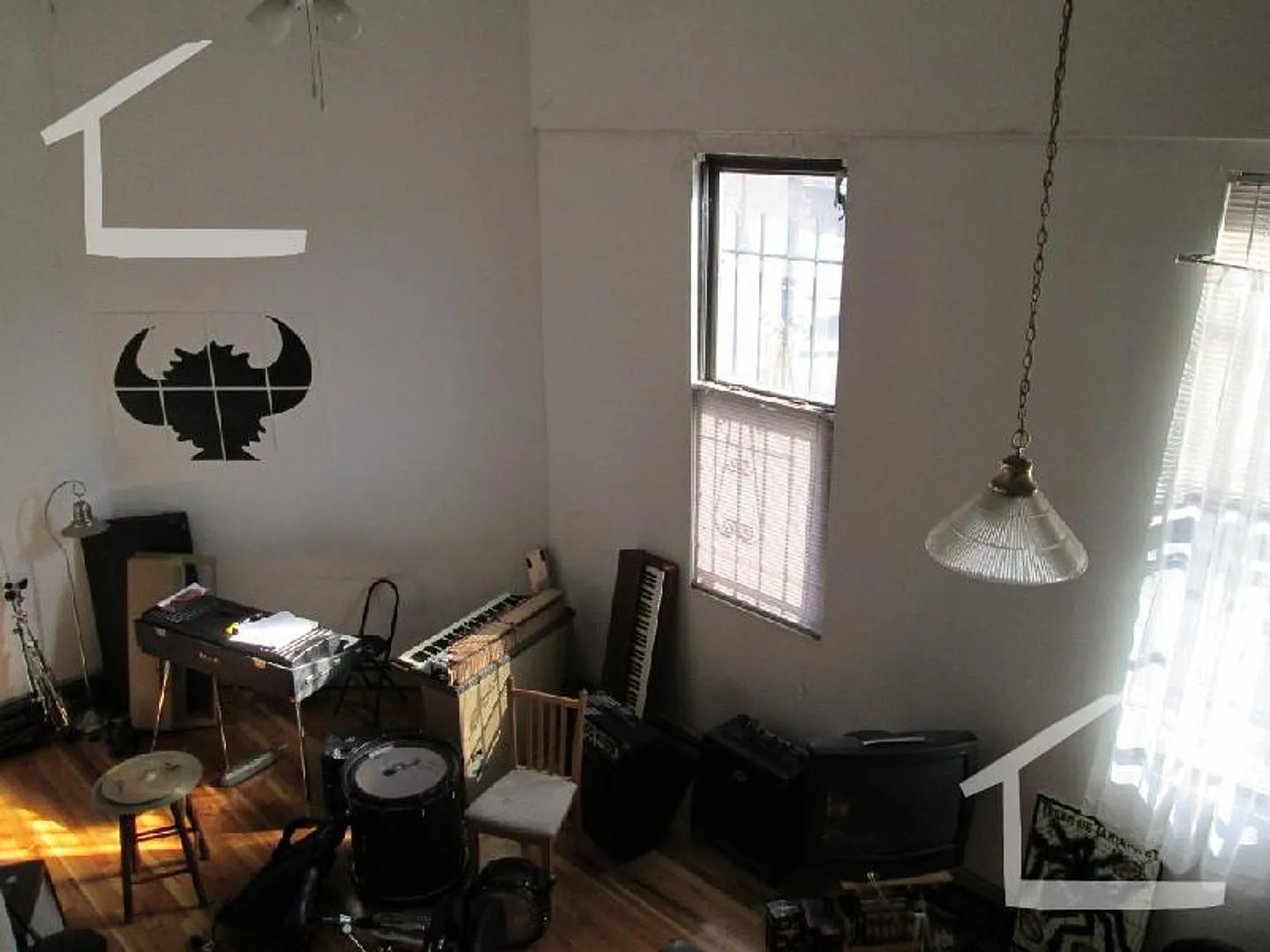 Nice 2 bed in South End — Photo 2