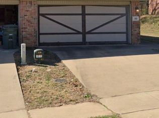 163 S Pinyon Point, Fayetteville, AR 72701