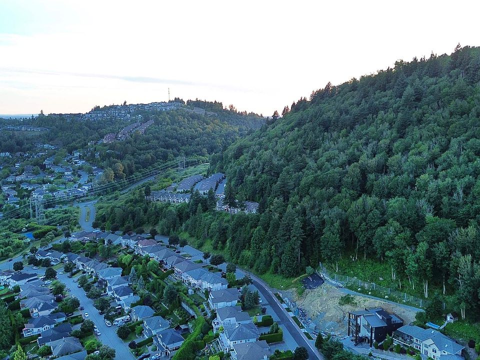 1st image of 36228 Sandringham Dr #2