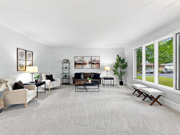 4th image of 901 HARLYN AVENUE