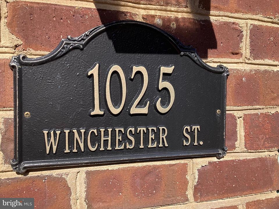 1st image of 1025 Winchester St