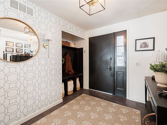 3rd image of 199 Kearney Dr