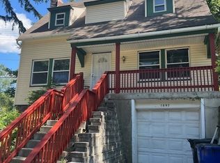 1897 Torbenson Dr, Cleveland, OH 44112