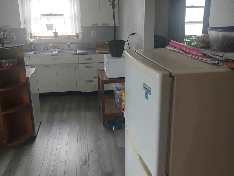 2309 N Ball Ave — Photo 1
