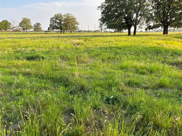 9 Cardinal Rd, Rosanky, TX 78953