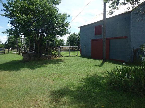 Raised your own animals .
						:
						Barn with extra gates,loft, and Fenced