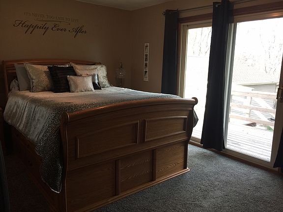 2nd image of 3236 Sycamore Ter