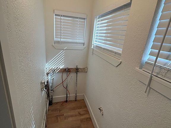 4th image of 1049 Lodi Ave #1