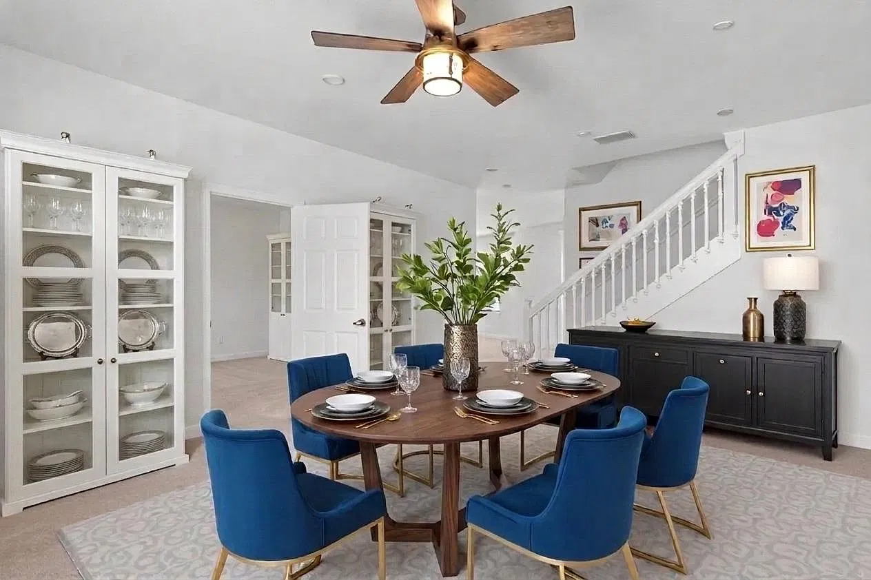 4 bed, 3.5 bath, 3108 sqft, $3,000 — Photo 2