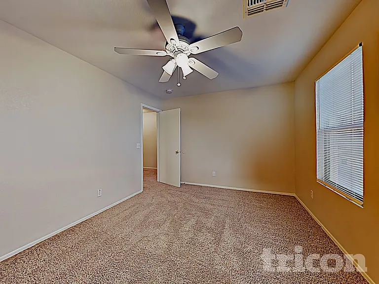 2626 W Spencer Run — Photo 12