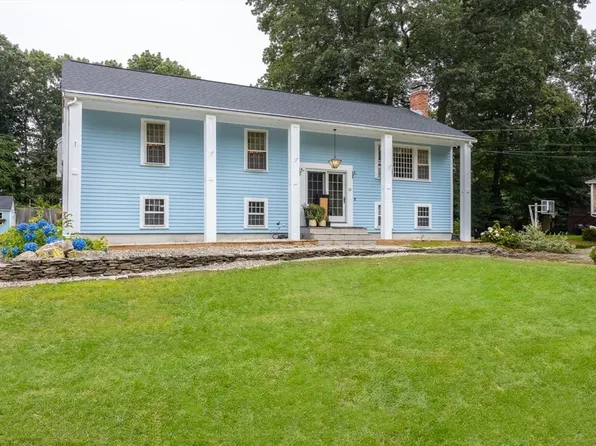 13 Gridley Bryant Rd, Scituate, MA 02066