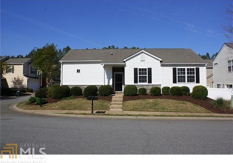 1st image of 144 W Oaks Pl