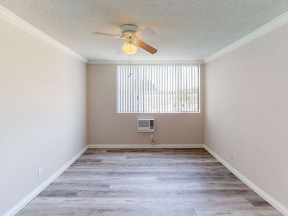 5th image of 7925 Romaine St APT 201