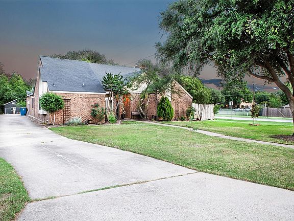 2nd image of 810 Highland Hills Ln