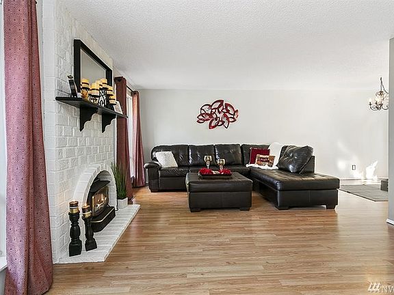 3rd image of 1428 174th Pl SW