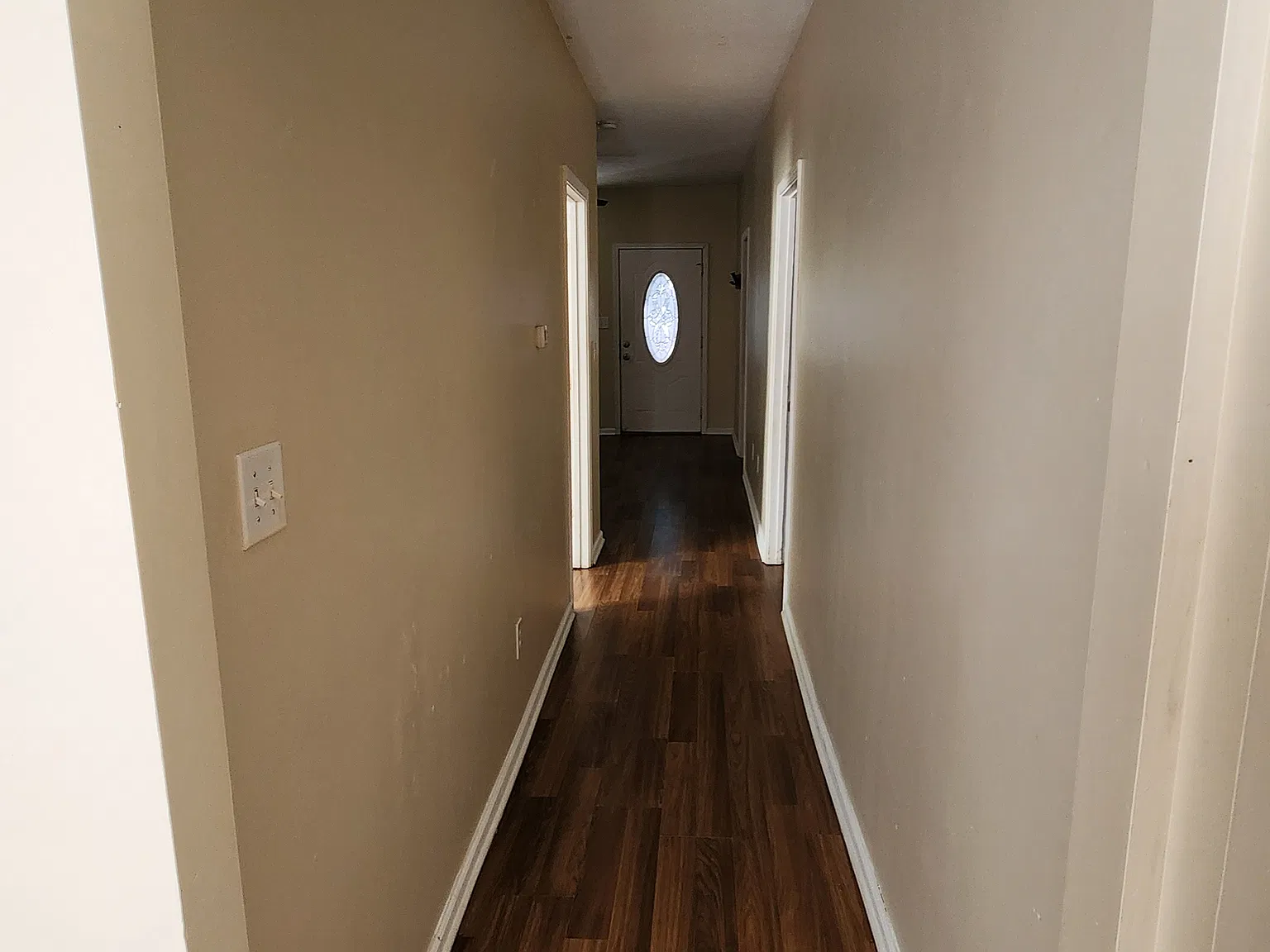 3 bed, $1,300 — Photo 4