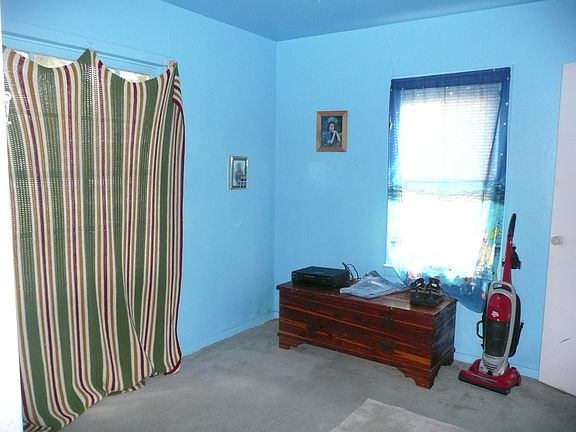 5th image of 713 N Wharton St