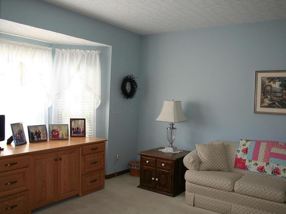 1st image of 2516 Charles Mill Dr
